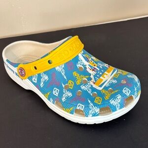 Women’s CROCS Walt Disney World 50th Anniversary Vault Castle  M5 W7